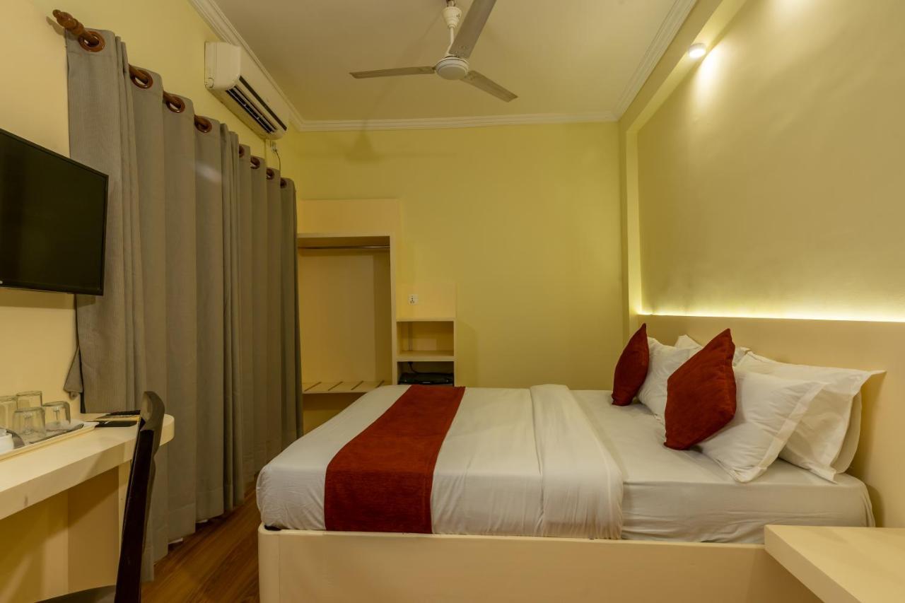 Hotel Peaceland Lumbini Екстер'єр фото