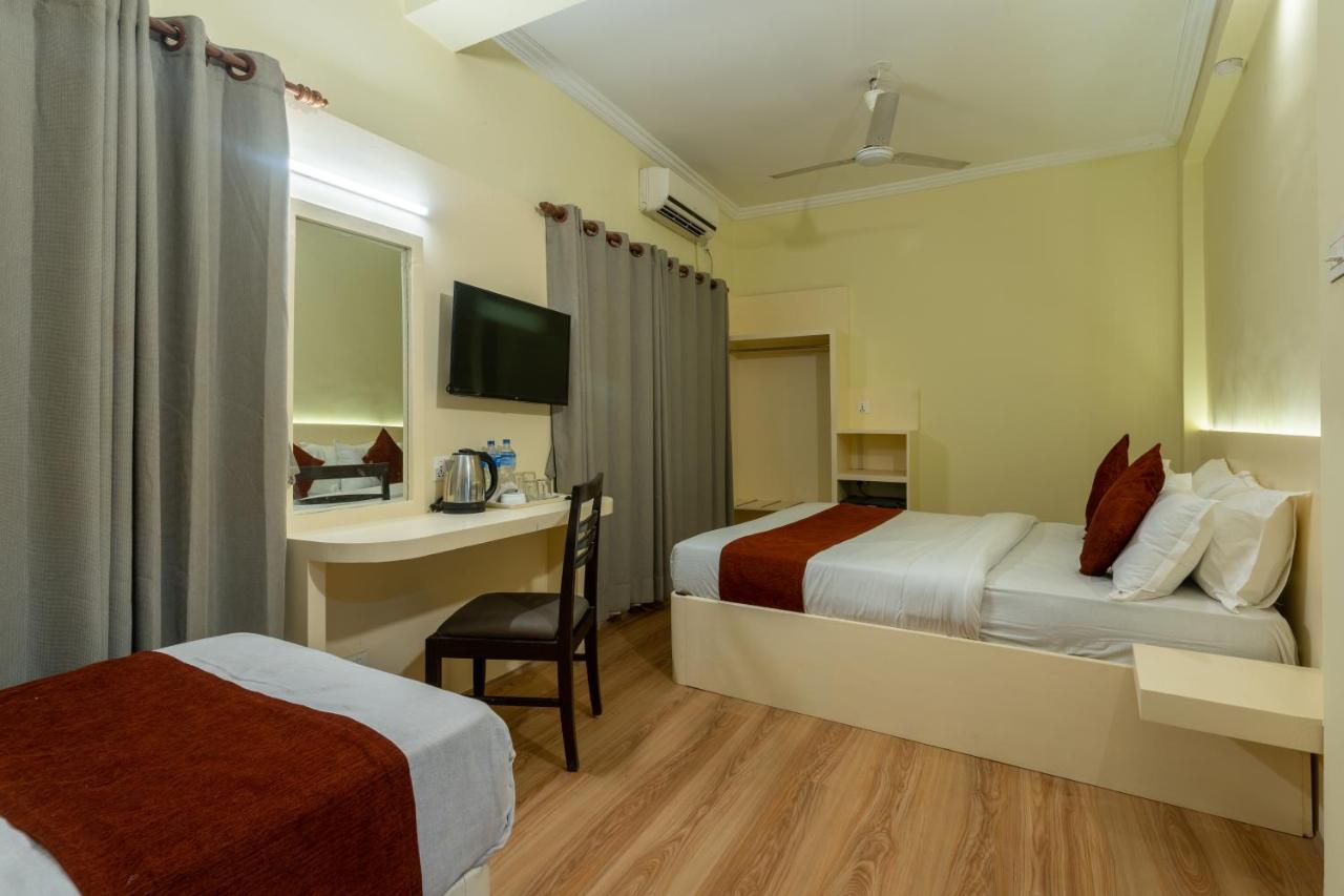 Hotel Peaceland Lumbini Екстер'єр фото