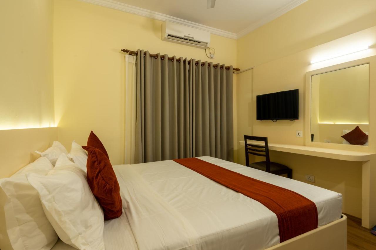 Hotel Peaceland Lumbini Екстер'єр фото