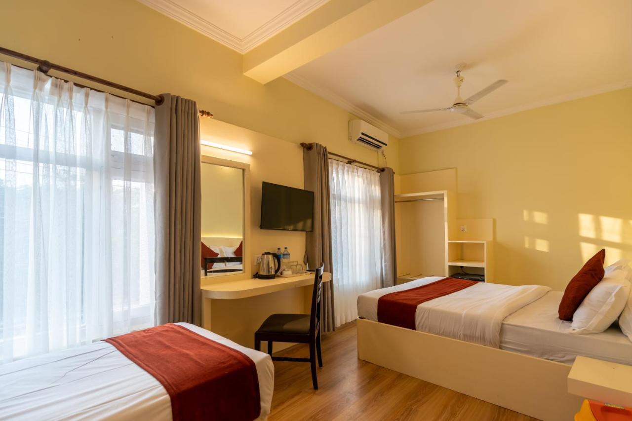 Hotel Peaceland Lumbini Екстер'єр фото