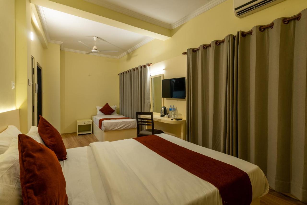 Hotel Peaceland Lumbini Екстер'єр фото