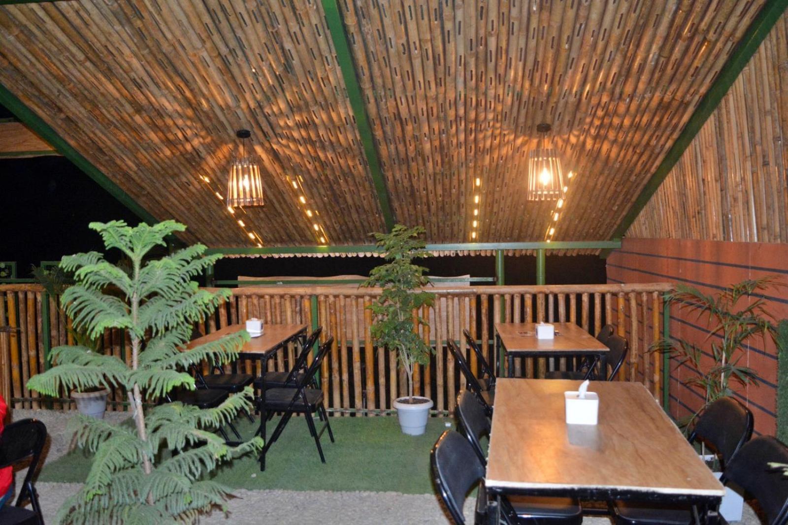 Hotel Peaceland Lumbini Екстер'єр фото